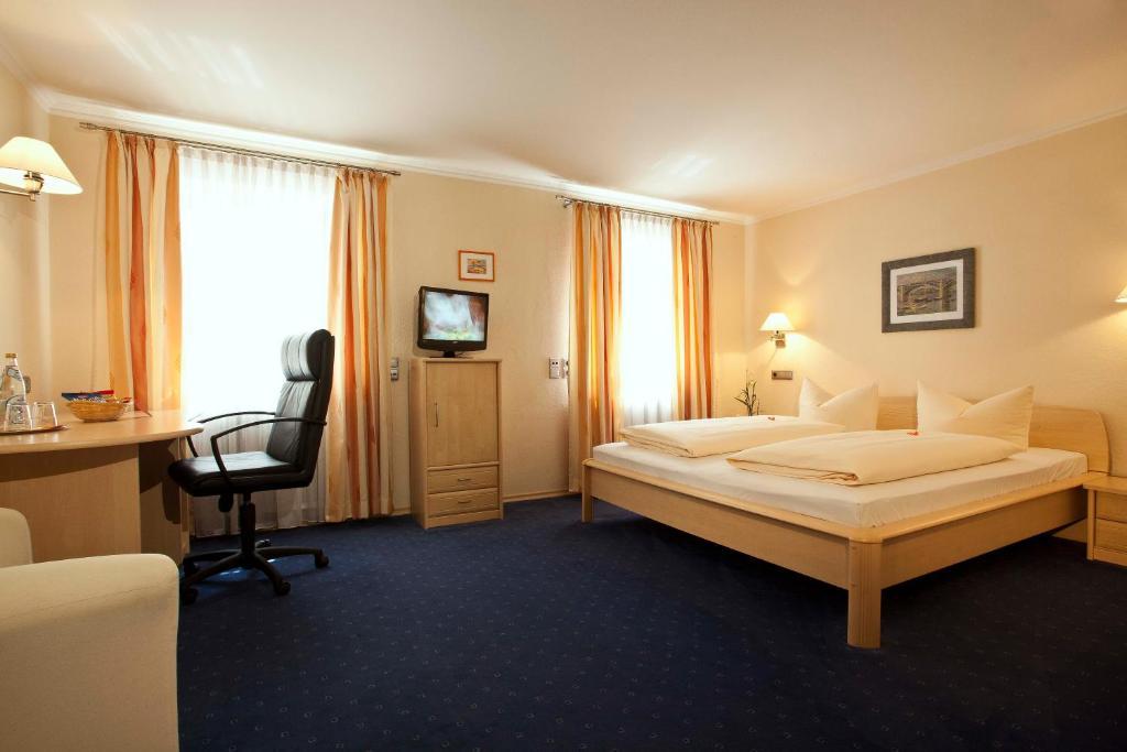 Hotel Mayerhofer Aldersbach ภายนอก รูปภาพ
